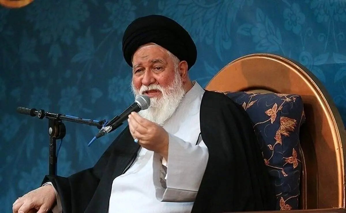علمالهدی: اگر بناست بیحجابی به فرموده رهبری جرم سیاسی تلقی شود، مخاطب این جرم نیز اسلام، انقلاب و نظام هستند
