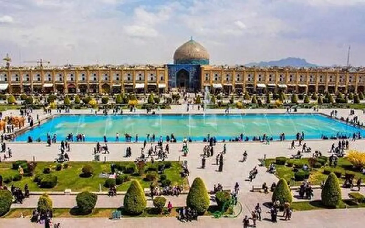 رفتار عجیب جوانان اصفهانی خبرساز شد+فیلم