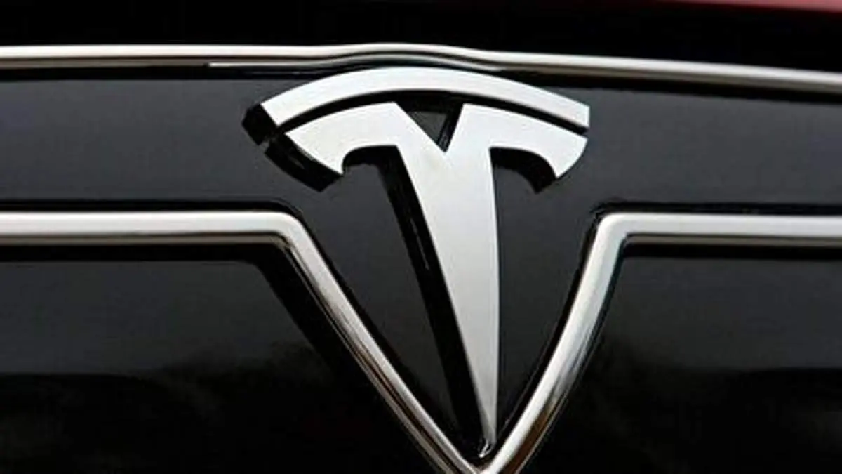 رونمایی ایلان ماسک از بهترین محصول شرکت تسلا+ فیلم