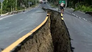 صحنه هایی تکان دهنده از لحظه زلزله ۷.۷ ریشتری امروز در فیلیپین+ فیلم