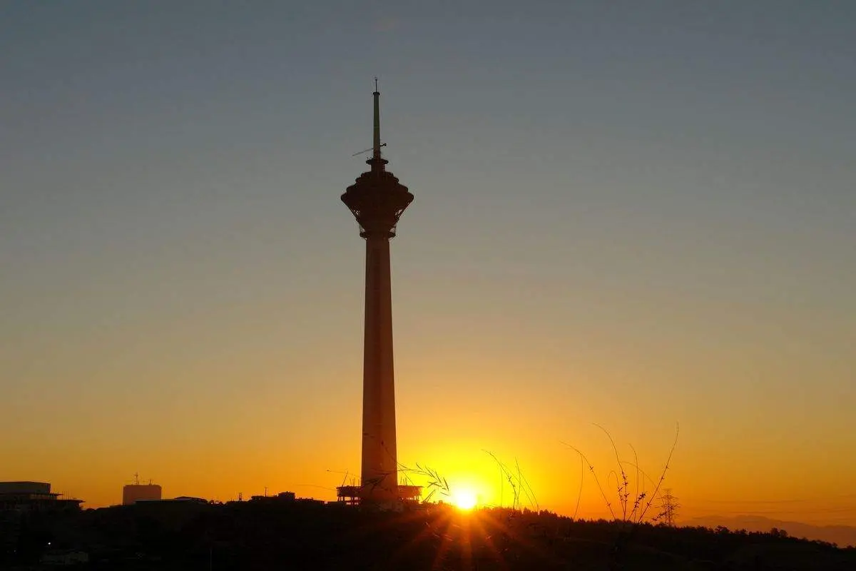 تصویری عجیب از آلوده ترین روز تهران+ عکس