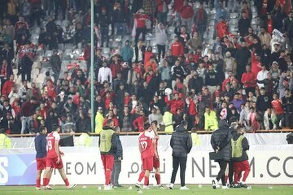 هواداران پرسپولیس از خجالت گل محمدی در آمدند!