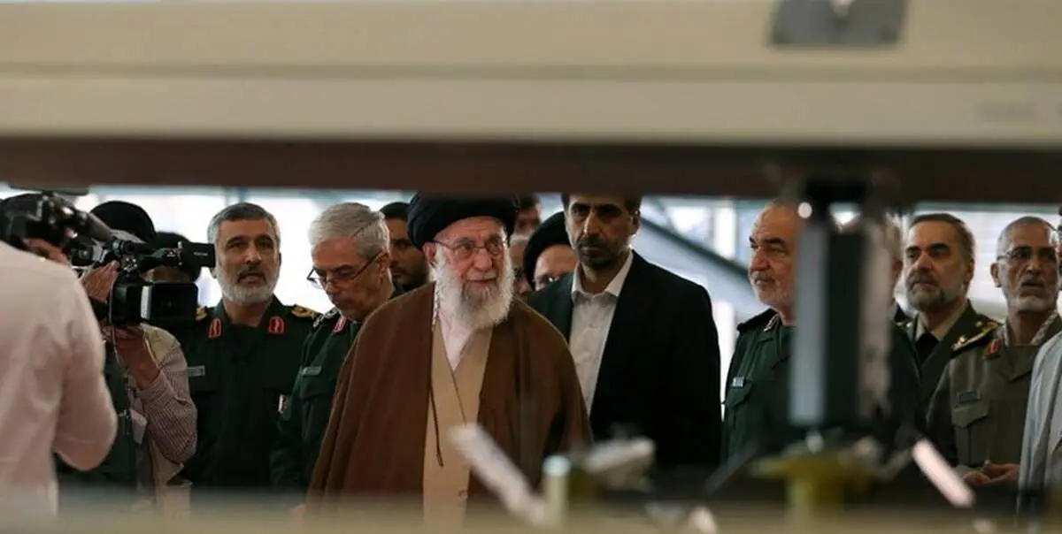 بازدید فرمانده کل قوا از دستاوردهای نیروی هوافضای سپاه