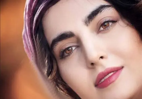 استایل شیک مهشید جوادی در اکران یک فیلم+ عکس