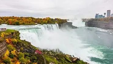 پل آبشار نیاگارا در مرز آمریکا و کانادا مسدود شد+ فیلم