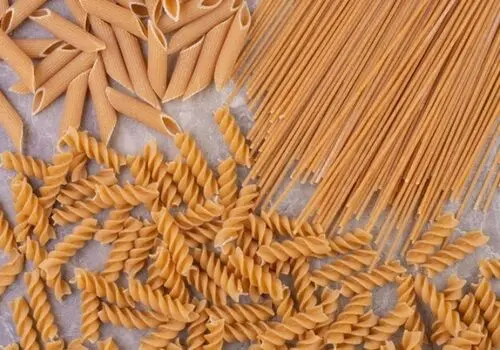 متفاوت ترین روش پخت پاستای مرغ بدون نیاز به فر+ فیلم / این پاستای مرغ را سه سوته درست کن