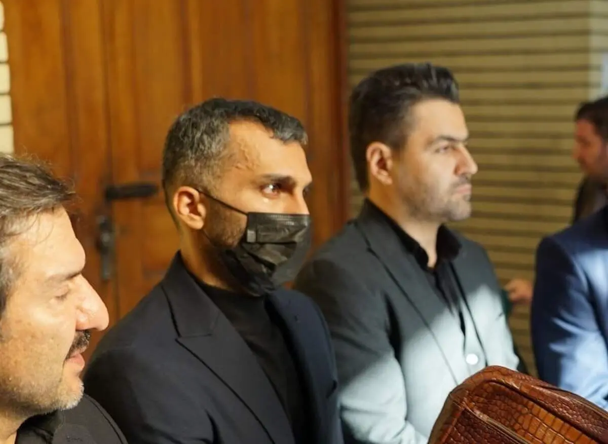 حضور مدیر شبکه سه سیما در مراسم ترحیم مادر میثاقی+ عکس