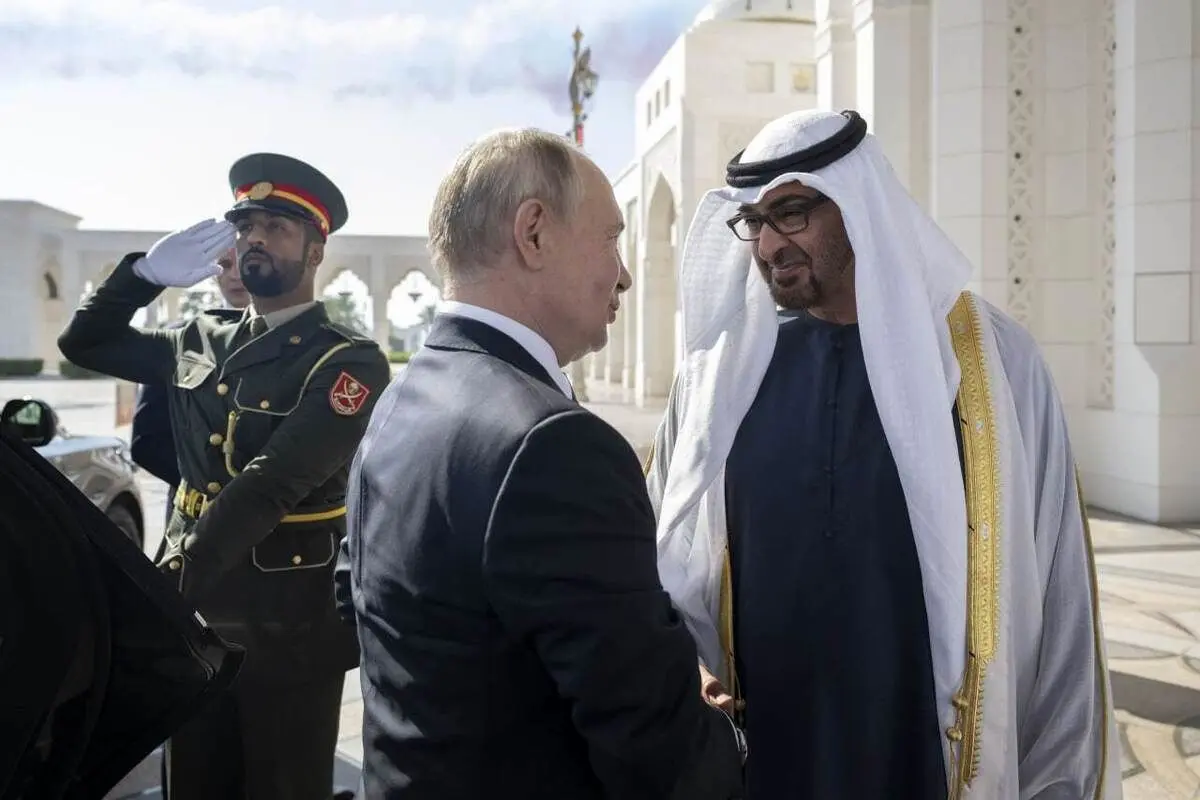 امارات برای استقبال از پوتین سنگ تمام گذاشت+فیلم