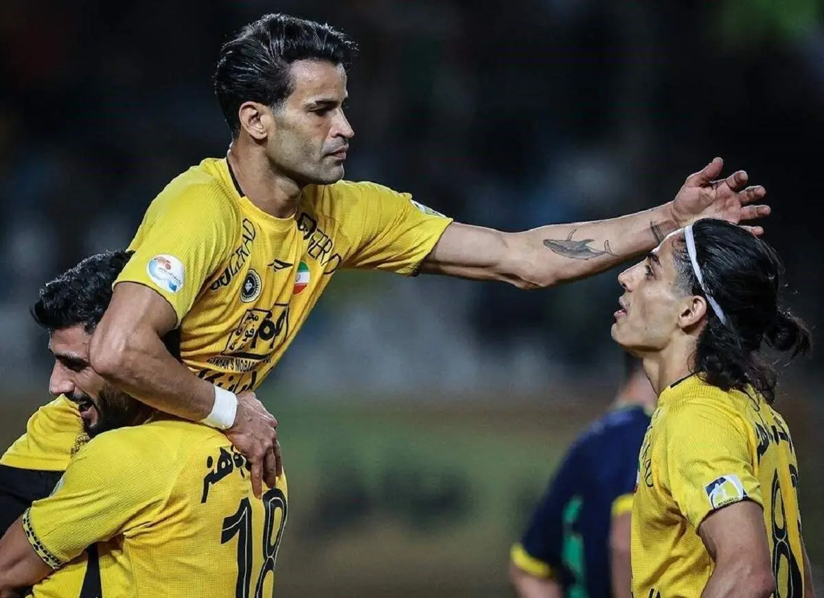تراکتور به دنبال جذب مهاجم پرسپولیسی