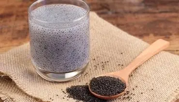 یک قاشق دانه چیا چند کالری دارد؟
