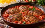 کباب تابه‌ای خانگی با طعم رستورانی / طرز تهیه آسان با سس گوجه ویژه