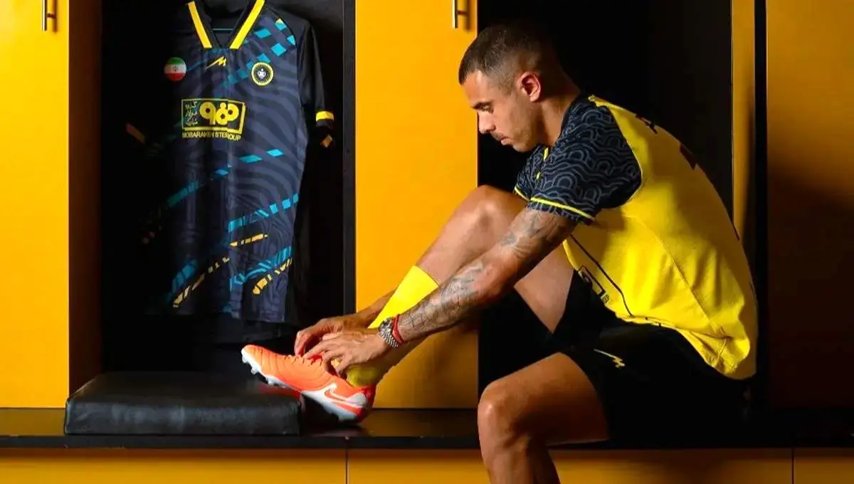 ستاره سپاهان تصویر وحشتناکی از پایش منتشر کرد