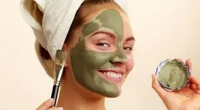  معرفی بهترین‌های ماسک خانگی برای رفع افتاب سوختگی صورت
