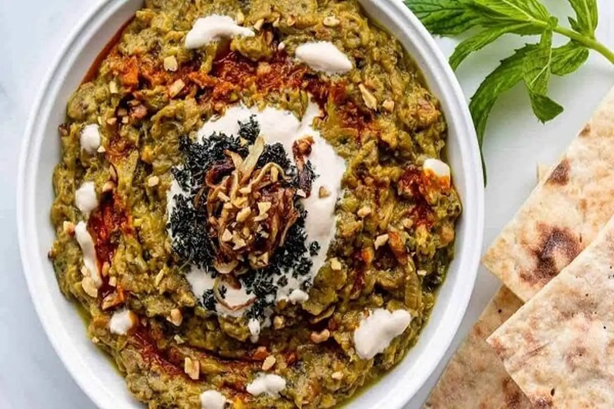 طرز تهیه قاتوق کشک و سیب کرمان 