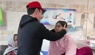 عیادت داریوش فرضیایی از کودکی نابینا/ویدیو 