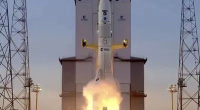 موشک «آریان ۶» یک ماهواره رصد زمین را پرتاب کرد