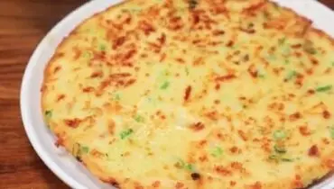 طرز تهیه لذیذترین پنکیک سیب زمینی با یک تخم مرغ+ فیلم/ دستور پخت عصرانه ساده و خوشمزه فقط در ۱۰ دقیقه