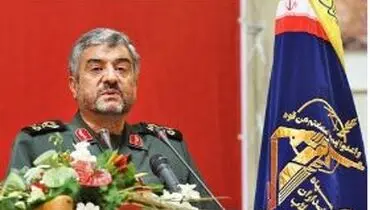 "۸۰ درصد مردم طرفدار مواضع رهبری هستند"