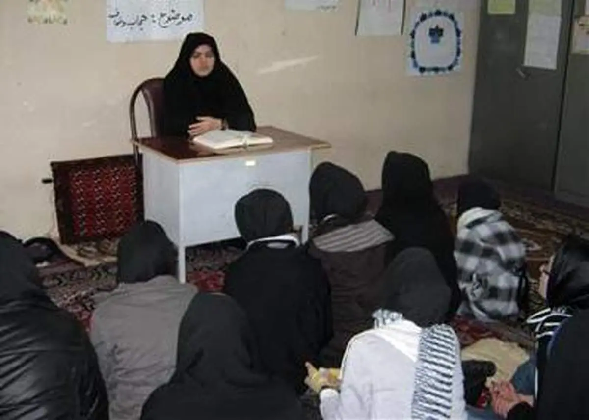 برگزاري گفتمان ديني حجاب و عفاف در بيلهسوار