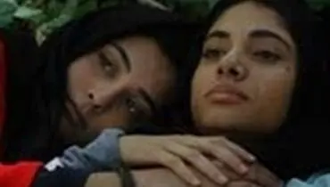 یک نگاه: چطور دختران نوجوان خود را از خطرات مصون نگه داریم؟