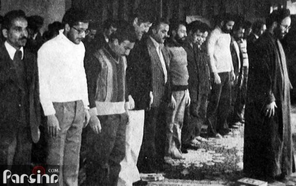 عکس: نماز جماعت رجایی به امامت خاتمی