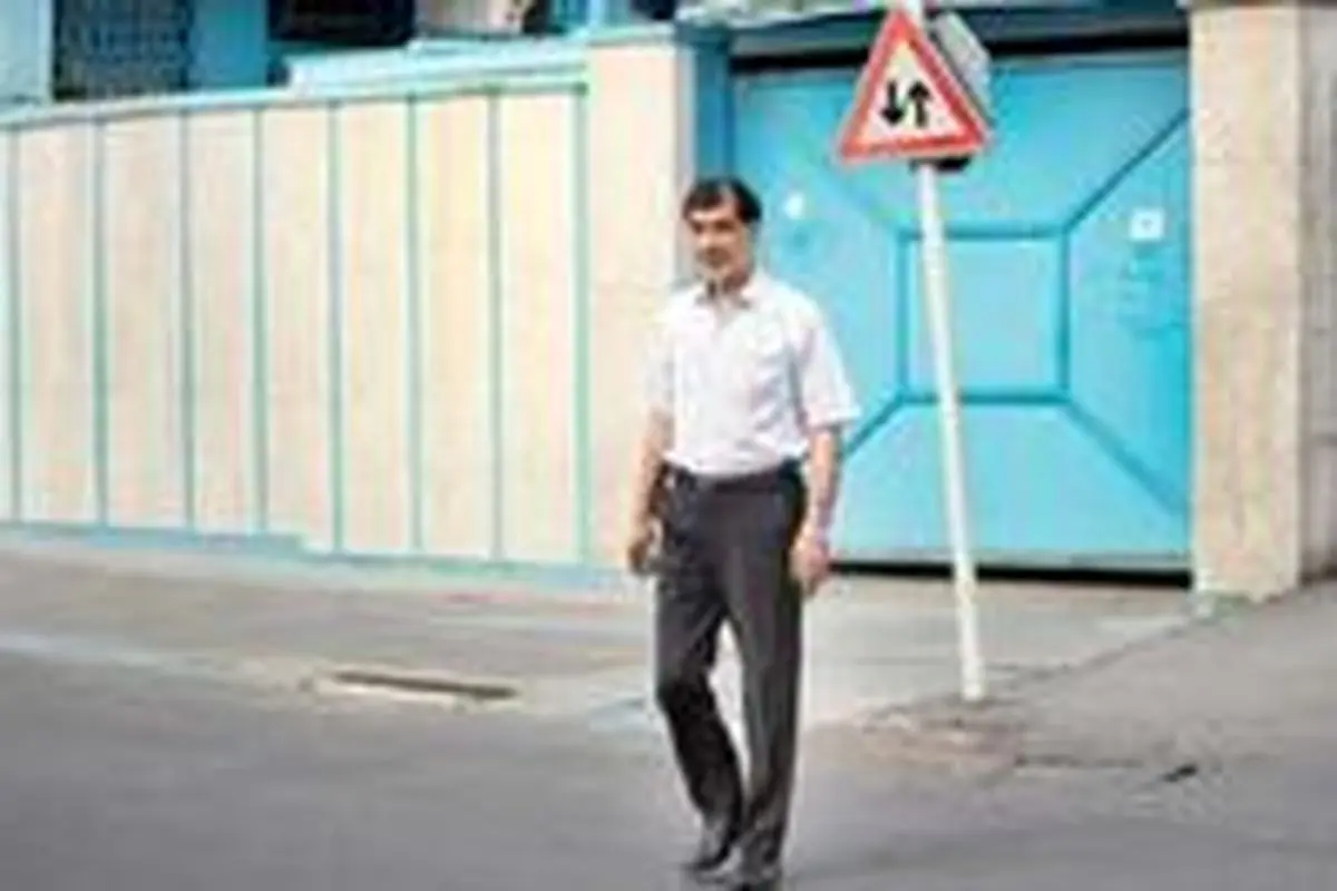 " آیا احمدی‌نژاد سیاست را برای ایرانی‌ها جذاب‌تر کرد؟"