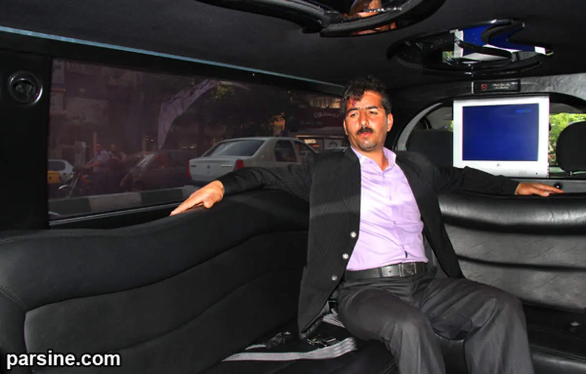 عکس: رفتگر بجنوردي سوار بر لیموزین!