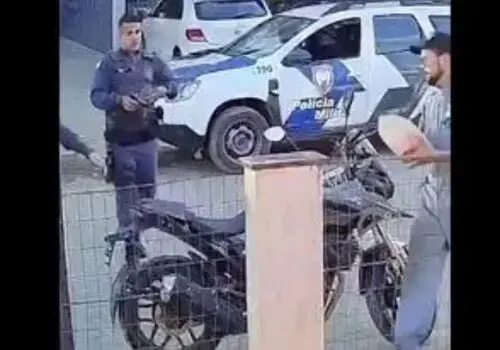 تیراندازی قاچاقچیان مسلح در شادگان؛ یک مأمور پلیس به شهادت رسید