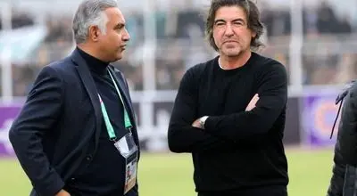 جشن استقلال با تصمیم ساپینتو عقب افتاد

