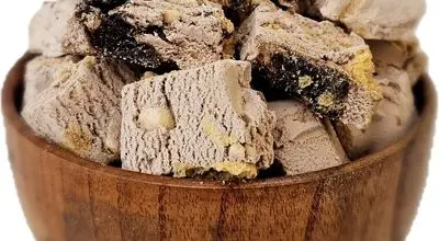 طرز تهیه بستنی با مغز پسته مخصوص شب چله
