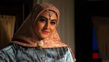 چهره‌ای متفاوت از "فخرالزمان": مریم مؤمن در یک قاب کاملاً نچرال!