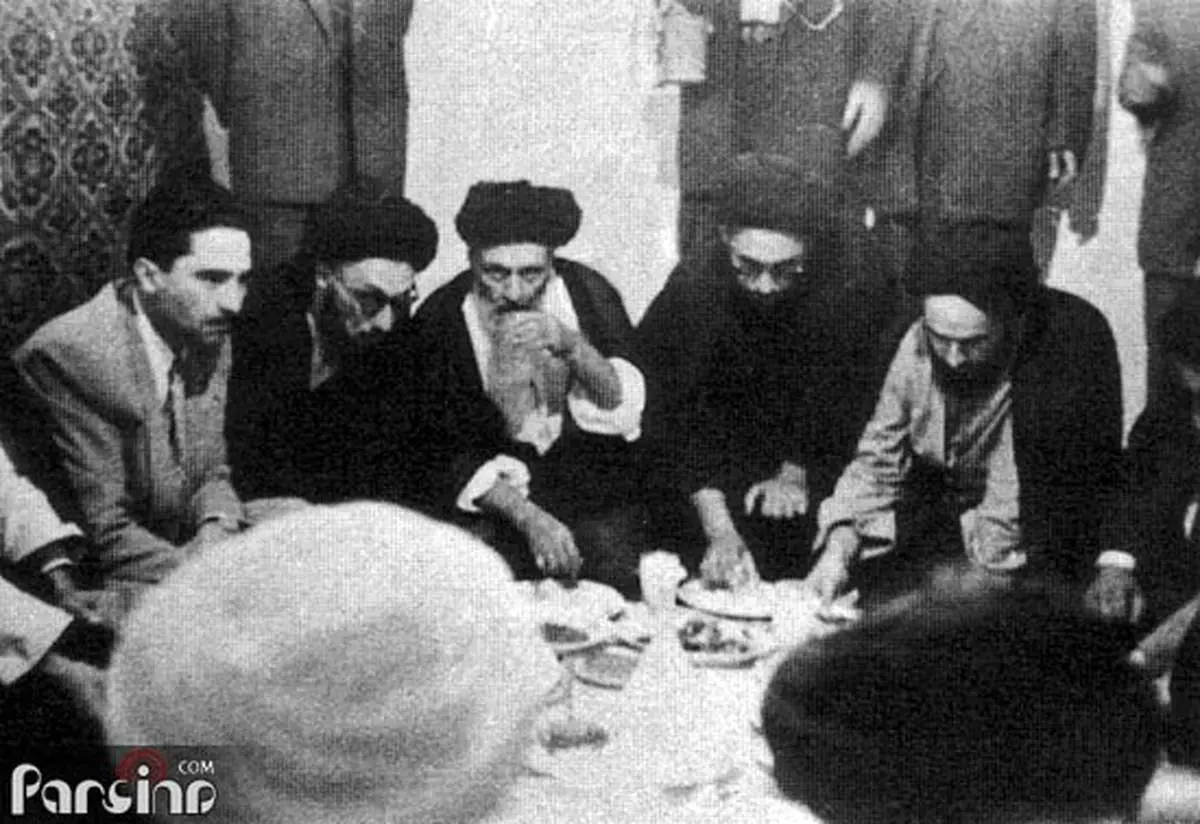 عکسی دیده‌نشده از آیت‌الله کاشانی و امام‌خمینی در سال 1331