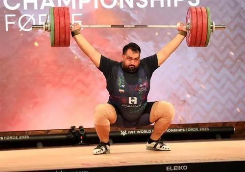 برگزاری نشست کارگروه طراحی لباس کاروان ایران در بازی‌های پاراآسیایی 