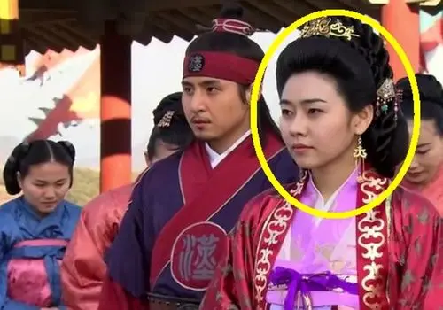 چهره جذاب همسر تسو در سریال جومونگ در 47 سالگی+ تصاویر