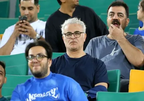 با استقلال کاری ندارم، استقلال هم با من کاری ندارد!
