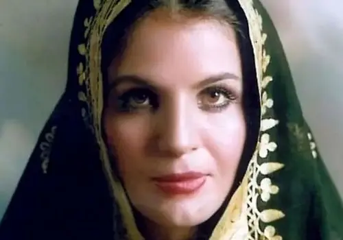 چهرۀ «ژیلا شاهانی» بازیگر سینمای قبل از انقلاب در 50 سالگی در کنار «جلال پیشواییان»