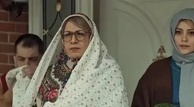 رضا عطاران با «خانم والده» در سینماها