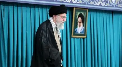 حاشیه‌های دیدار هزاران نفر از کارگران با رهبر انقلاب/عکس