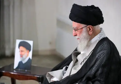 گفتگوی رهبر انقلاب با همسر امیرعبداللهیان+ عکس