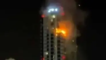 لحظۀ اصابت پهپاد به هتل محل اقامت آمریکایی‌ها/ویدیو 