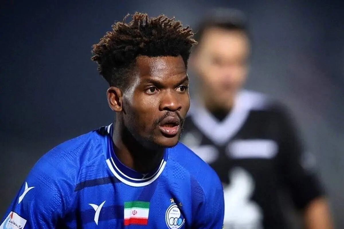 به جا مانده از دربی پایتخت؛ درخواست عجیب بازیکن پرسپولیس از ستاره استقلال: به تیم ما بیا!