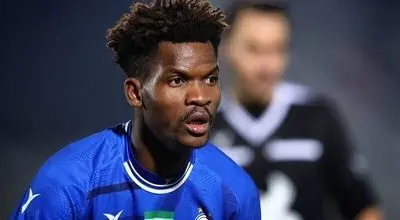 به جا مانده از دربی پایتخت؛ درخواست عجیب بازیکن پرسپولیس از ستاره استقلال: به تیم ما بیا!