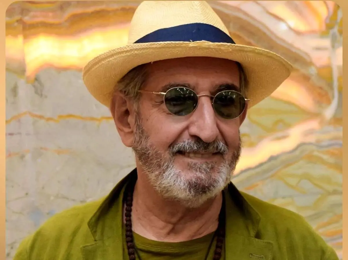 مروری بر آثار فرهاد آئیش + فیلم