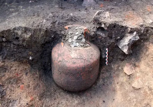 گنجینه 1700 ساله از دل خانه‌های روم باستان بیرون آمد + عکس

