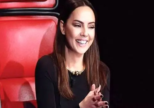 ابرو گوندش؛خواننده ترک، جوانتر از همیشه/عکس