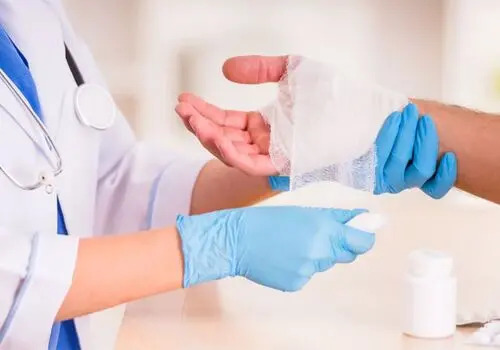 برای سوختگی دست با روغن داغ چی خوبه ؟