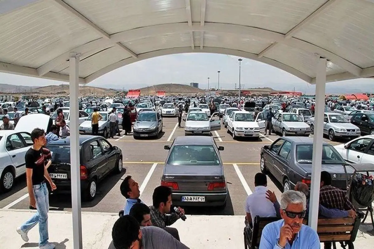 افزایش ۱۵ درصدی قیمت محصولات دو خودروساز در ایران