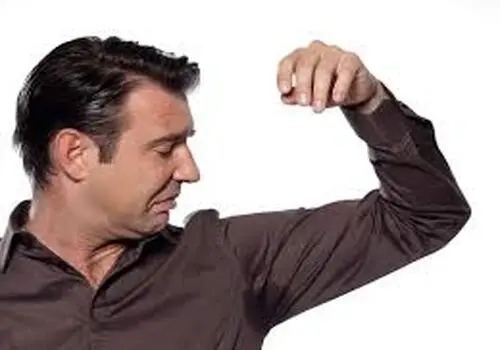 راهکار مقابله با بوی بد عرق