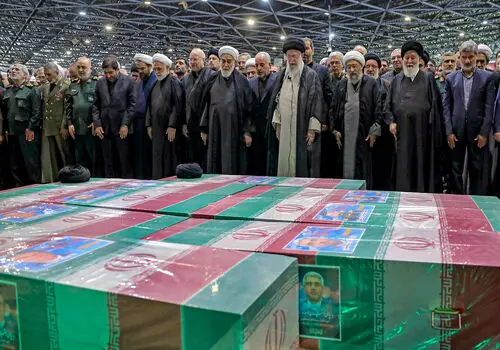  پیکر شهید امیرعبداللهیان در آرامگاه ابدی خود آرام گرفت+ فیلم
