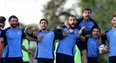 ترکیب استقلال برای نبرد با صنعت نفت آبادان اعلام شد